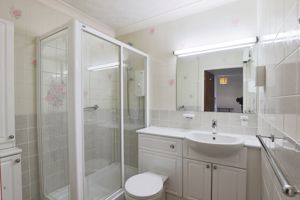 BATHROOM- click for photo gallery